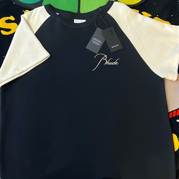 Rhude Black & Off-White Piqué Raglan T-Shirt - Picture 4 of 13